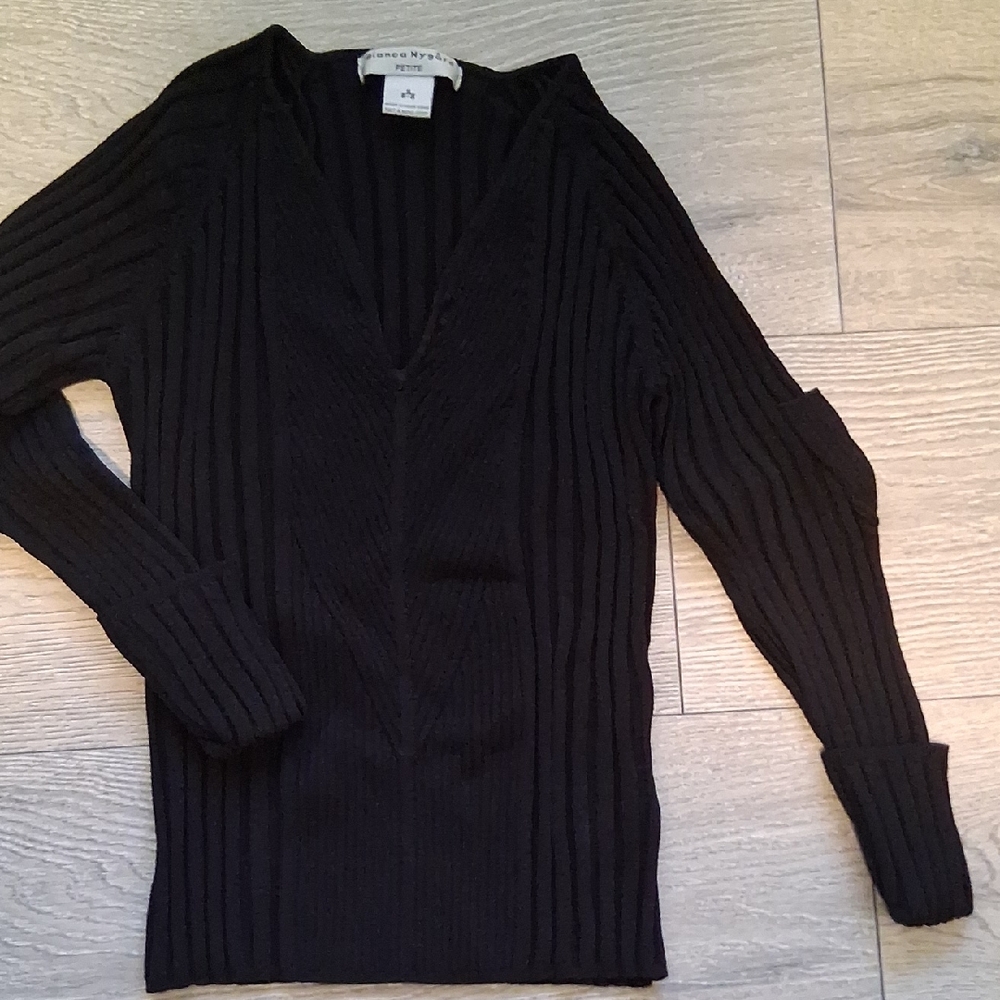 Bianca Nyagard Chic Black V-Neck Sweater. Size petite S, like new.
